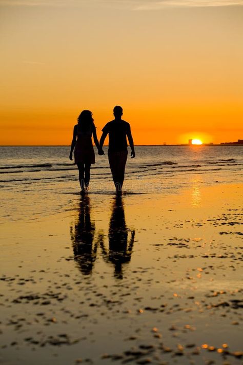 Sunset Love stock image. Image of lover, ocean, adults - 9453265 Beach Love Couple, Canvas Art Gifts, Couple Beach Pictures, Lovers Images, Vision Board Images, Black Couple Art, Couple Silhouette, Romantic Sunset, Romantic Cards