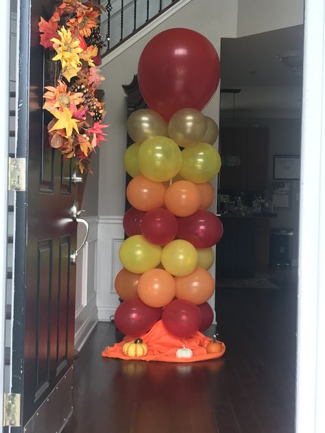 Fall Color Balloon Arch, Balloon Wall Decorations, Holiday Balloons, Balloon Tower, Balloons Decorations, Yellow Birthday, Balloon Arches, Yellow Balloons, Fall Garland