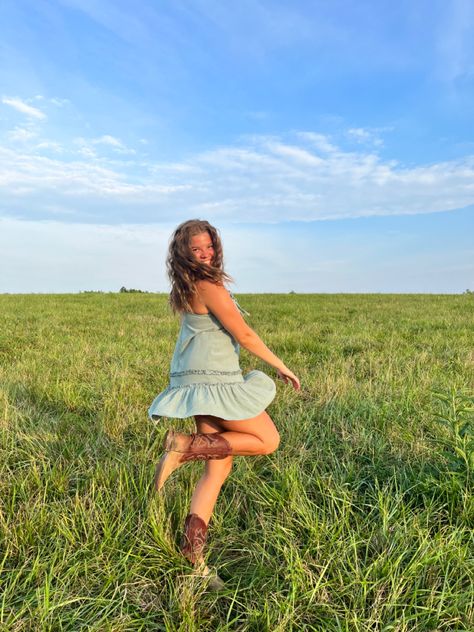 Sundress Cowboy Boots Summer Outfits, Sundress Picture Ideas, Sundress Instagram Pictures, Senior Pictures Cowgirl Boots, Sundress Cowboy Boots, Summer Dress With Cowboy Boots, Sundress With Cowboy Boots, Sundress And Cowboy Boots, Country Concert Outfit Summer