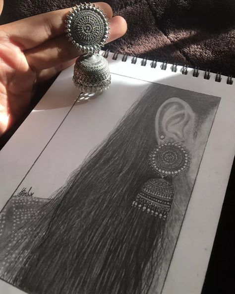 #pencilsketch #drawing #earring #jhumka #jhumkaaesthetic #eardrawing #jhumkadrawing #aesthetic #indianaesthetic Jumka Drawing Pencil, Jhumka Designs Drawing, Jhumka Drawing Easy, Drawing Ideas Creative Pencil, Jhumka Drawing Sketch, Jhumka Painting, Jhumka Mandala Art, Jhumka Drawing, Shading Drawing Easy