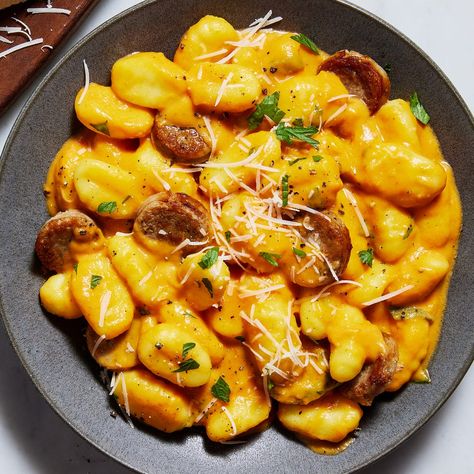 Creamy Pumpkin Gnocchi With Italian Sausage Gnocchi With Italian Sausage, Gnocchi Dishes, Pumpkin Puree Recipes, Pumpkin Gnocchi, Pizza Pastry, How To Cook Gnocchi, Pumpkin Ravioli, Baked Gnocchi, Italian Sausage Recipes