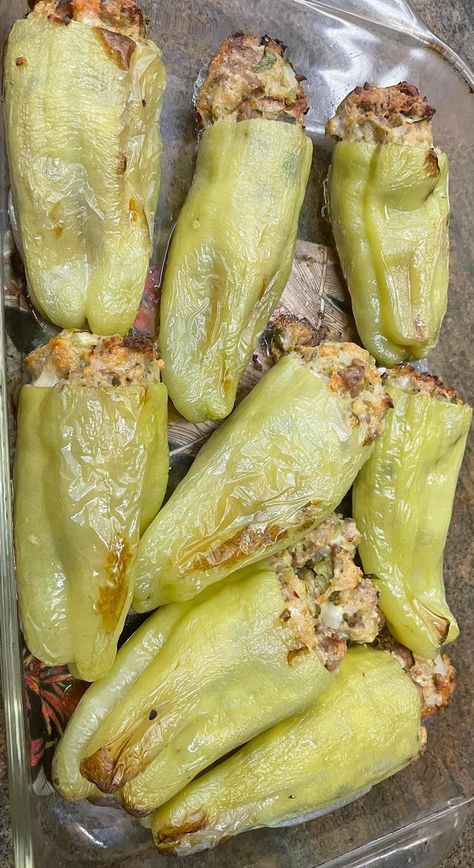 Stuffed Cubanelle Peppers - Easy DIY Recipes Stuffed Peppers With Sausage, Stuffed Cubanelle Peppers, Amish Potato Salads, Crab Cake Sauce, Cake Sauce, Garden Meals, Nonna Pia, South Recipes, Cubanelle Pepper