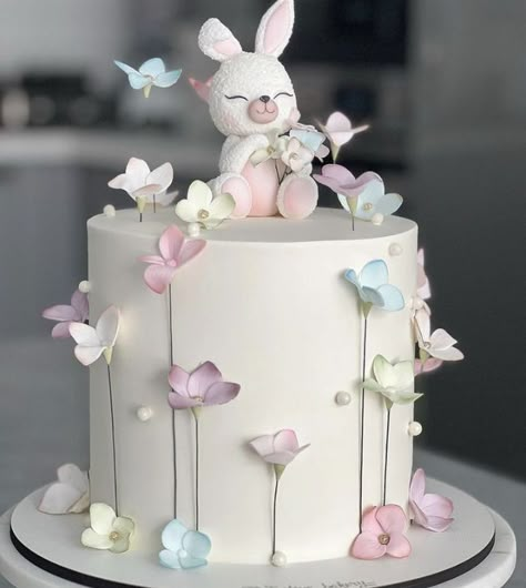 Bunny Birthday Cake, Butterfly Birthday Cakes, Baby First Birthday Cake, Rabbit Cake, 1st Birthday Cakes, Beautiful Birthday Cakes, Bunny Birthday, Bunny Cake