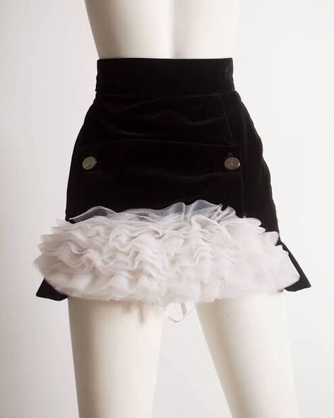 Vivienne Westwood Skirt, Black Velvet Mini Skirt, Bustle Skirt, Velvet Mini Skirt, Spring Mood, Clothing Details, Stage Outfits, Kpop Outfits, British Style