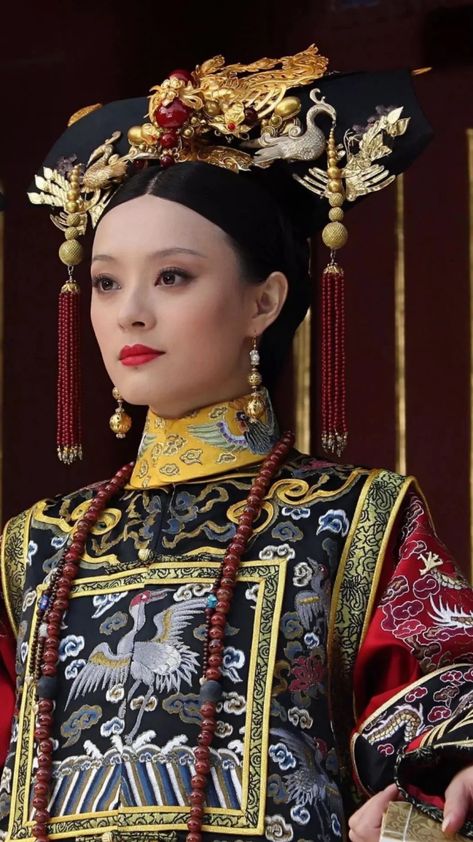 Qing Dynasty Fashion, Chinese Empress, Zhen Huan, Empresses In The Palace, The Other Boleyn Girl, Empress Of China, Ruyi's Royal Love In The Palace, Costume Drama, Ancient China