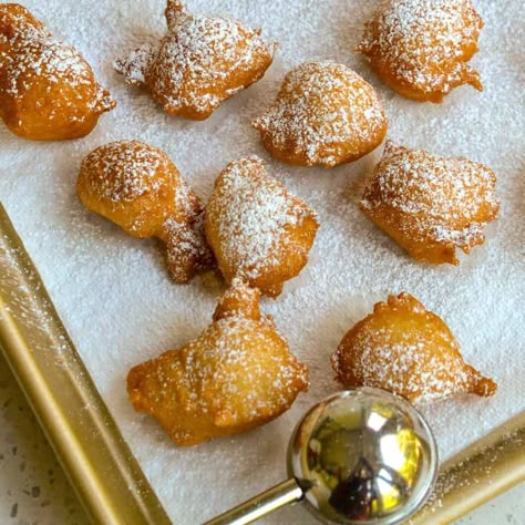 These authentic fried Italian Zeppole dough balls are crispy on the outside, soft and airy on the inside, and nearly impossible to resist. Easy Zeppole Recipe, Fried Pizza Dough, Zeppoli Recipe, Italian Fried Dough, Doughnut Balls, Zeppole Recipe, Store Bought Pizza Dough, Breakfast Plates, Summer Eats