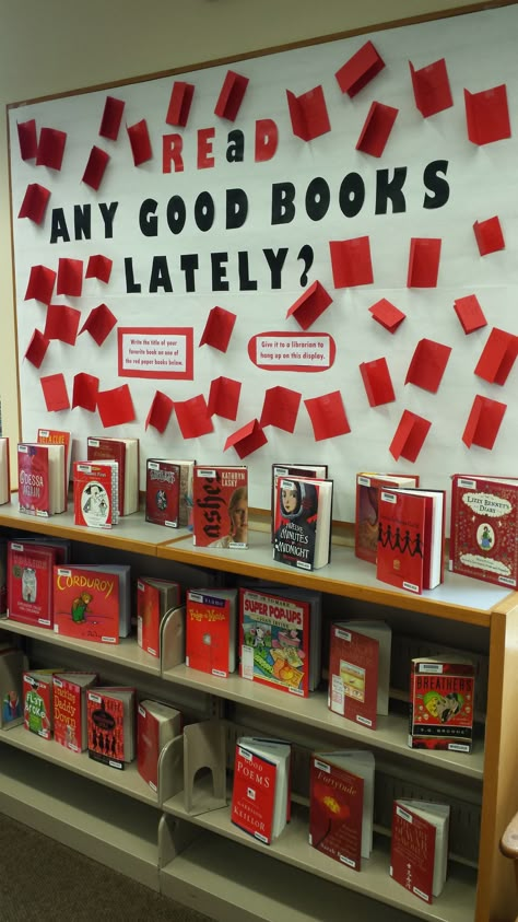 When I started at my library there was an empty shelf range with a slat wall behind it. It just seemed sad, this bare wall and bare shelves, and with shelving space always an issue it almost seemed... Taylor Swift Library, Library Display Ideas, School Library Book Displays, School Library Bulletin Boards, School Library Decor, School Library Displays, Middle School Libraries, Library Themes, Library Book Displays