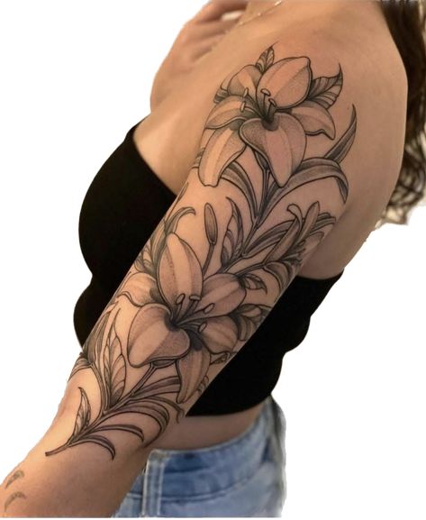 Lilly Tattoo Shoulder, Tattoos Semi Colon, Sleeve Leg Tattoo, Medusa Tattoo Thigh, Bicep Tattoos For Women, Outer Bicep Tattoos, Tattoos Chinese, Tattoo Medusa, Semi Colon Tattoo