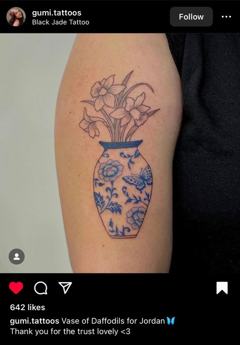 Porcelain Design Tattoo, Ginger Jar Tattoo, Daffodil Vase Tattoo, Orchid In Vase Tattoo, Blue And White China Tattoo, Porcelain Vase Tattoo, Delftware Tattoo, Antique Vase Tattoo, Blue Vase Tattoo