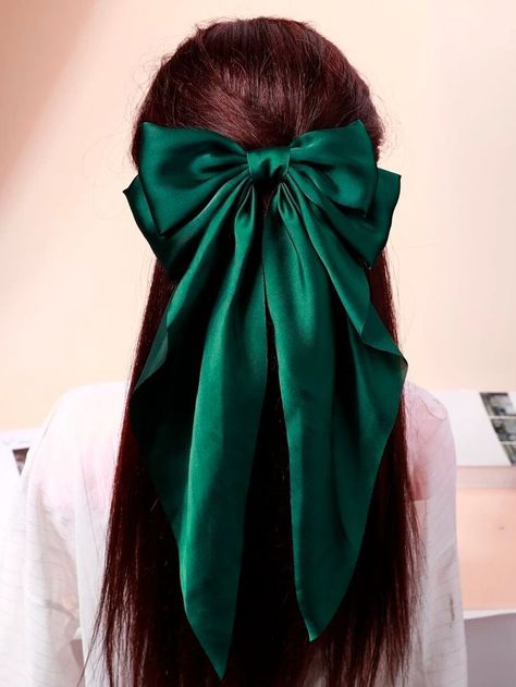 Green Hair Jewelry, Green Hair Accessories Aesthetic, Green Bows For Hair, Green Bow Hairstyle, Dark Green Hair Accessories, Green Ribbon Hairstyle, Hair Bows Aesthetic, Green Hair Ribbon, Dark Green Accessories