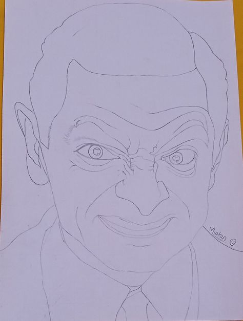 "Mr. Rowan Atkinson " the man who played legendary character Mr. Bean... ❤😇 Mr Bean Sketch, Iron Man Drawing, Mr Ben, Rowan Atkinson, Man Drawing, Pencil Drawing Tutorials, Mr Bean, Pencil Portrait, Painting Drawing