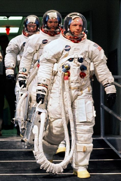 Apollo Space Program, Nasa Space Program, Nasa History, Apollo 11 Mission, Apollo Program, Nasa Apollo, Buzz Aldrin, Michael Collins, Apollo Missions