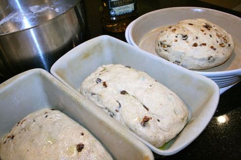 A couple years ago I ran across this recipe for Fasting Bread (originally from www.catholicradiodramas.com)  at Catholic Family Vignettes... Fasting Bread Recipe, Lent Recipes Catholic, Fasting Bread, Recipe For Fasting, Thrifty Christmas, Fast Bread, Lenten Recipes, Bread Winners, Lent Recipes