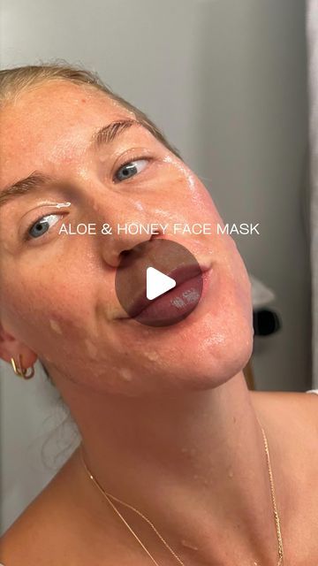 Kolbi Roper on Instagram: "What you put on your body is just as important as what you put in your body. ✨READ THAT AGAIN✨
.
🌱Making an aloe vera & honey face mask at home is one of my favourite natural skincare remedies. Aloe vera is known for its soothing and moisturizing properties, while honey has antibacterial and antioxidant properties. When combined, these two ingredients can help hydrate, nourish, and rejuvenate the skin.

🌱Ingredients
- 2 tablespoons of aloe vera
- 2 tablespoon of raw honey

🌱Instructions:
1. In a small bowl, mix together the aloe vera gel and honey until well combined
2. Cleanse your face with a gentle cleanser and pat dry
3. Apply the mask evenly to your face
4. Leave the mask on for 15-20 minutes
5. Rinse off the mask with warm water 
6. Follow with your favo Honey And Aloe Vera Face Masks, Face Mask At Home, Mask At Home, Skincare Remedies, Honey Face Mask, Aloe Vera Face Mask, Natural Skin Care Remedies, Honey Face, Skin Ingredients