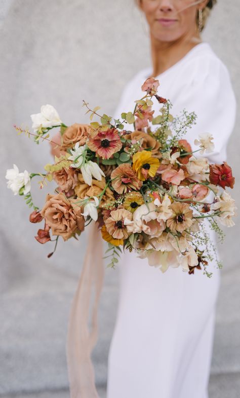 Gorgeous colorful bouquet | colorful flowers | tinge floral | Destination Wedding Photographer | Ashlee Brooke Photo Wedding Flower Guide, Colorful Bouquet, Wedding Flower Inspiration, Wedding Flower Arrangements, Bouquet Of Flowers, Wedding Candles, Bride Bouquets, Ranunculus, Wedding Centerpieces