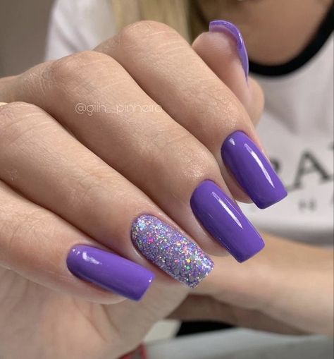 Purple Glitter Nails, Purple Acrylic Nails, Lilac Nails, Squoval Nails, Romantic Nails, Lavender Nails, Nails Now, Cute Gel Nails, Sparkle Nails