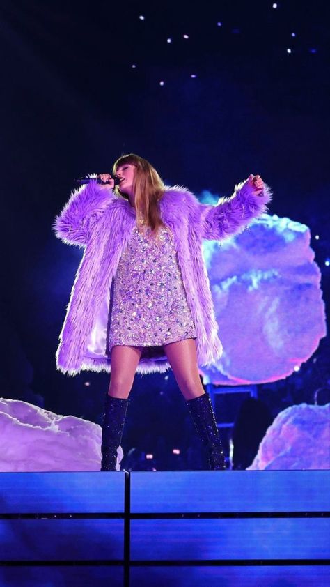 #lavenderhaze #ts #midnights #ts #taylorswift #lavender Swift Concert, Lavender Haze, Taylor Swift Tour Outfits, Swift Tour, Taylor Swift The Eras Tour, Taylor Swift Outfits, Purple Outfits, Purple Jacket, Halloween 2023