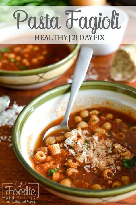 Pasta Fagioli {21 Day Fix | Weight Watchers} - The Foodie and The Fix 21 Day Fix Pasta, Baby Food Prep, Weight Watchers Pasta Recipes, Weight Watchers Pasta, 21 Day Fix Meal Plan, Beachbody Recipes, Pasta Fagioli, Quick Healthy Dinner, Fall Recipes Healthy