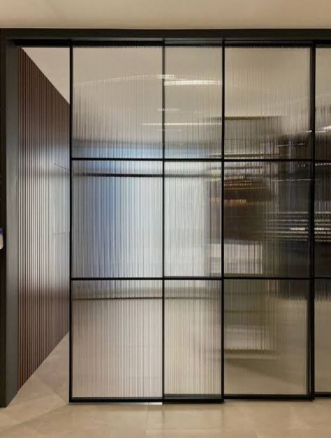 Glass Partition Designs, Folding Partition, Glass Partition Wall, Glass Room Divider, Glass Office, Glass Room, H Design, Room Partition Designs, Glass Partition