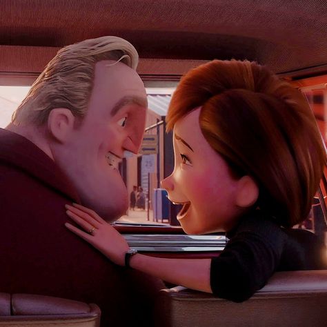 The Incredibles Matching Pfp, Bob And Helen Parr, Bob Incredibles, The Incredibles Aesthetic, Pixar Couples, Mr Incredible And Elastigirl, Vanilla Wallpaper, The Incredibles 1, Mrs Incredible