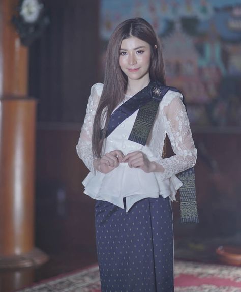 This costume can use for pagoda -sangkran festival (khmer happy  new year). Khmer New Year Outfit, Wedding Khmer, Khmer Traditional Clothes, Khmer New Year, New Year Outfit, Thai Traditional Dress, New Years Outfit, Traditional Clothes, Traditional Costume