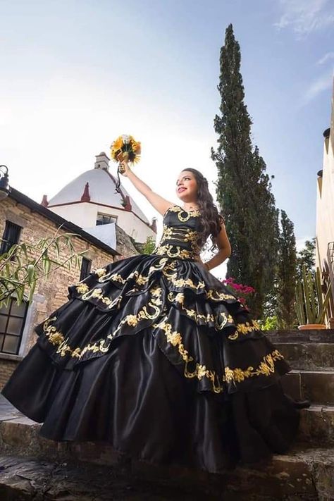 Quince Dresses, Mexican Style, Quinceanera Dresses, Quince, Quinceanera, Victorian Dress, Tumblr, Dresses, Quick Saves