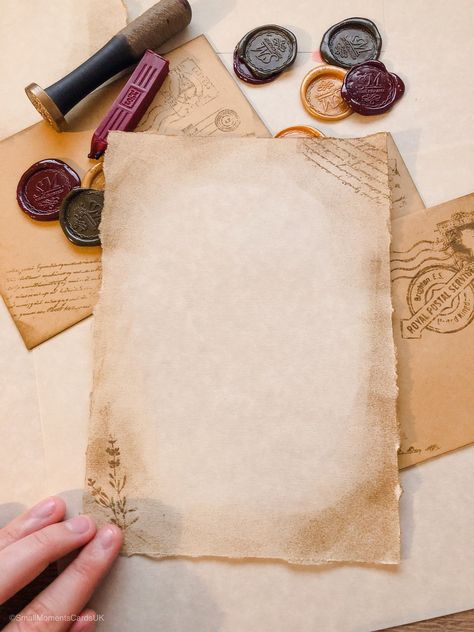 Love Letter Design Ideas Cards Vintage, Coffee Stained Paper Love Letters, Vintage Envelopes Diy, Vintage Love Letters Diy, Aesthetic Letter Design, Vintage Love Letter Ideas, Vintage Letters Aesthetic Diy, How To Make Vintage Letters, Vintage Letters Mail