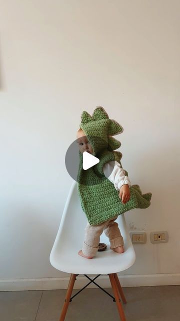 Crochet Dinosaur Sweater, Crochet Baby Vest, Crochet Vest Pattern Free, Dinosaur Crochet, Dinosaur Sweater, Dinosaur Blanket, Crochet Beginner, Crochet Dinosaur, Crochet Vest Pattern