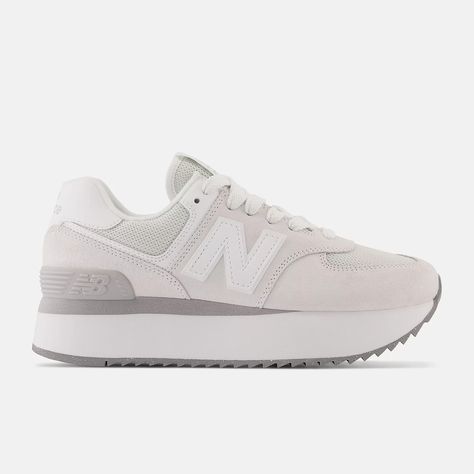 Women New Balance, New Balance Womens Shoes, Preppy Shoes, New Balance 574, Shoe Inspo, Aesthetic Shoes, New Balance Women, New Balance Sneakers, Hot Sneakers