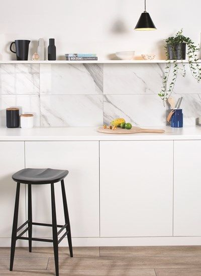 Large Format Tiles Kitchen, Kitchen Splash Back Large Tiles, Large White Tile Backsplash, Large Scale Tile Backsplash, Large Marble Tile Backsplash Kitchen, Large Format Backsplash Tile, Large Kitchen Backsplash Tile, Large Porcelain Tile Kitchen Backsplash, Large Tile Splashback Kitchen