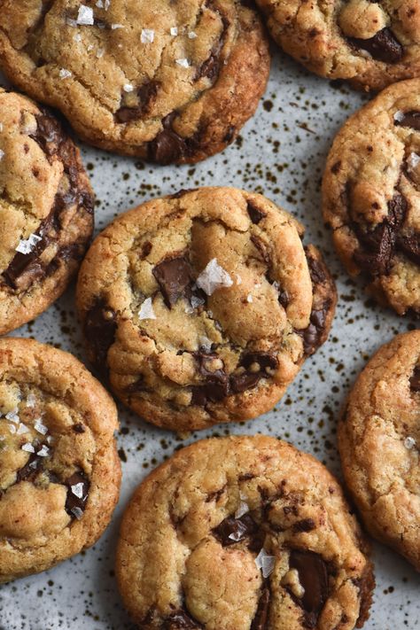 Gluten-free vegan choc-chip cookies - Georgeats Brown Butter Chocolate Chip, Brown Butter Chocolate Chip Cookies, Frozen Cookie Dough, Cookie Spread, Choc Chip Cookies, Browned Butter, Chocolate Chunk, Best Chocolate Chip Cookie, Chocolate Chunk Cookies