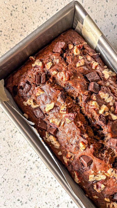 Oatmeal Banana Bread, Simple Treats, Turkish Pizza, Oven Baked Recipes, Toffee Cookies, Chocolate Oatmeal, Overripe Bananas, Chocolate Toffee, Super Easy Recipes