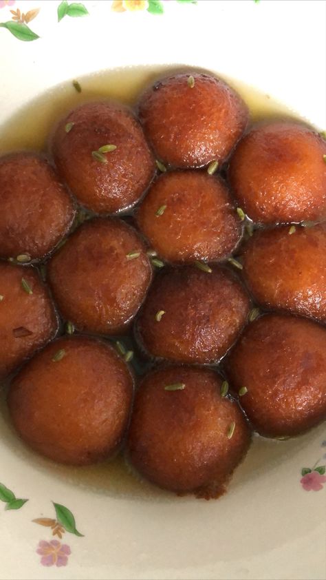 Gulab Jaman, Delicious Fruit, Homemade Desserts, Meatballs, Cottage Core, Cottage, Meat, Fruit, Ethnic Recipes