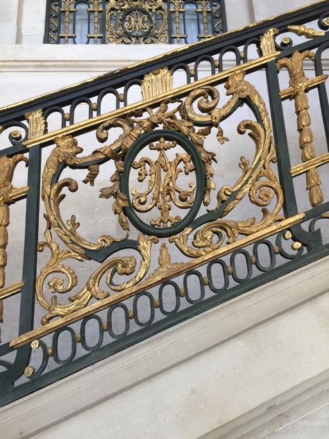 Marie Antoinette's monogram at Versailles Chateau Chenonceau, Design History, Marie Antoinette, History Design, Versailles, Monogram, Embroidery, History, Design