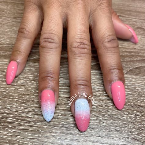 Lovely White and Coral Ombré Accent Nails with Silver Glitter Detail Coral Almond Nails, Nails With Silver Glitter, Nails With Silver, Coral Ombre, Work Nails, Accent Nails, Matte Nails, Almond Nails, Silver Glitter