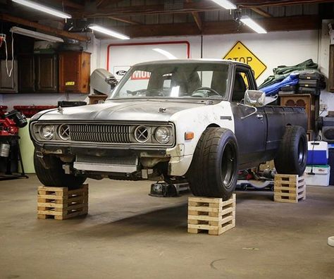 Vw Caddy Mk1, Drift Truck, Datsun Pickup, Vw Mk1, Nissan Trucks, Sport Truck, Lowered Trucks, Small Trucks, Magic Mike