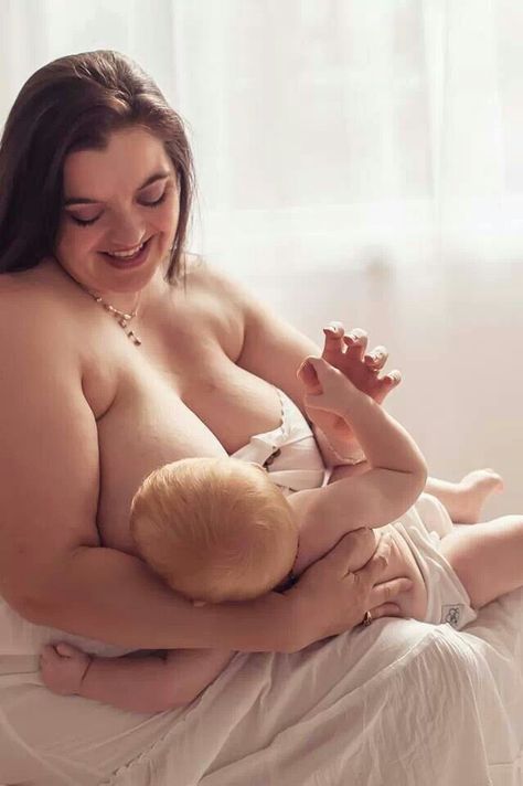 Picture perfect momma just beautiful Mother Feeding Baby, Nursing Photography, Mother Baby Photography, Mother Feeding, Pencil Drawings Of Girls, Beautiful Pregnancy, Feeding Baby, Good Night Greetings, Seductive Clothes