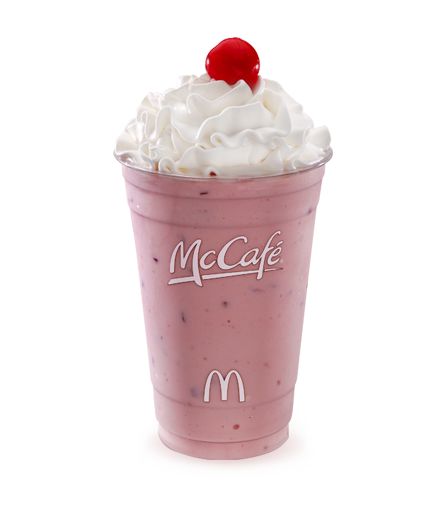 Strawberry Milkshake (McCafe - McDonald's) - courtesy of Kendall Jenner Fast Food Facts, Mcdonalds Shakes, Mcdonalds Milkshake, Disney University, Strawberry Nutrition Facts, Gluten Free Items, Strawberry Shake, Gluten Free Menu, Food Png