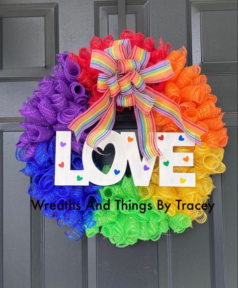 Rainbow Mesh Wreath, Pride Wreath Diy, Pride Wreaths, Rainbow Wreath Diy, Rainbow Wreaths, Pride Crafts, Pride Wreath, January Decorations, Pride 2023