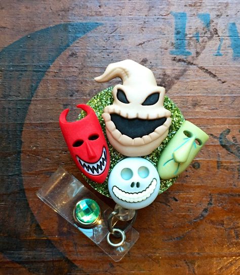 Nightmare Before Christmas Clay, Barrel Nightmare Before Christmas, Lock Nightmare Before Christmas, Mr Oogie Boogie, Nurse Crafts, Halloween Pasta, Lock Shock And Barrel, Cupcakes Halloween, Christmas Badge Reel