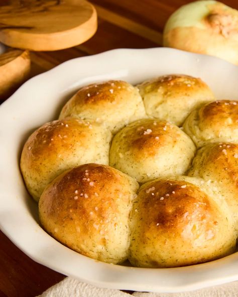 Dill Dinner Rolls, Dilly Rolls I Baker Bettie Dilly Rolls, Baker Bettie, Baking School, Dinner Rolls Recipe, Baking Science, Pastry Pie, Minced Onion, Breakfast Cake, Breakfast Breads