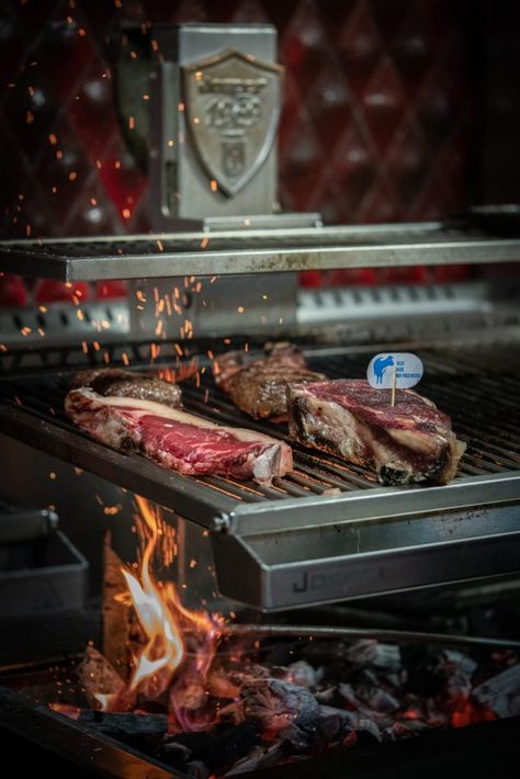 Josper's ovens & grills Images Gallery | JOSPER Hornos Brasa Josper Grill Food, Meat Locker, Best Kitchens, Seafood Grill, Open Fire Cooking, Kitchen Grill, Grill Restaurant, Grilled Seafood, Fire Cooking