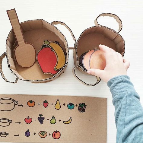 Homemade Games, Cardboard Crafts Kids, Diy Kids Games, Kids Homemade, Cardboard Toys, Montessori Toddler Activities, Homeschool Crafts, Diy Kids Toys, Games And Activities