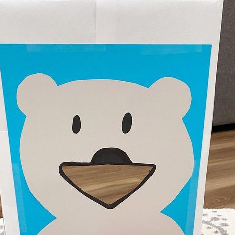 Becca Martin, RECE on Instagram: "Can you feed the Polar Bear? 🐻‍❄️

A great activity to fill the need of those filling and dumping toddlers! Colour recognition is another skill being worked on as the child places each fish in the mouth of the polar bear. 

#dumpingandfilling  #dumpingandfillingskills #colourrecognition  #colourrecognitionactivity #toddlerplay #toddleractivities #playbasedlearning #learningthroughplay  #playistheworkofthechild" Feed The Polar Bear, Polar Bear Activities, Polar Bears Activities, Playbased Learning, Math Activities Preschool, Arctic Animals, Toddler Play, Preschool Math, Learning Through Play