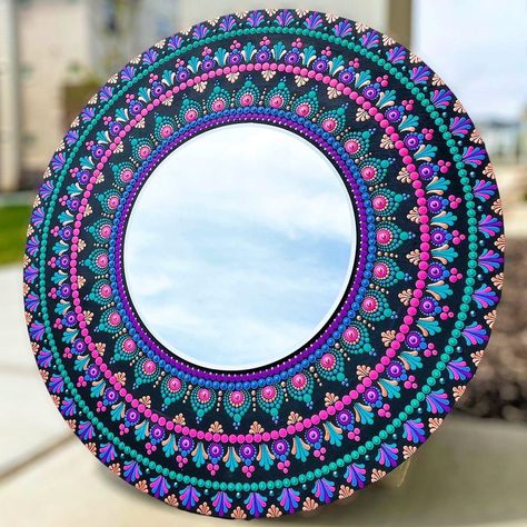 Dot Mandala With Mirror, Mirror Mandala Art, Dot Mandala Mirror, Mirror Mandala, Mandala Mirror, Painted Mirror Art, Paint Tutorials, Mandala Dot Art, Easy Mandala Drawing