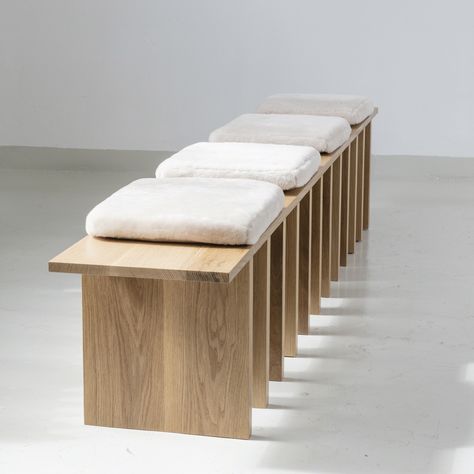 Long Bench in Oak by Tinatin Kilaberidze Japanese Bench, Long Bench, Bench Designs, Sofa Bench, Bench Stool, Furniture Details, Furniture Inspiration, Cafe Design, Interior Furniture