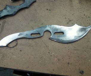 7 mower blades that need to be changed at least every other year... I think I might make one or two of these. Knife Template, Knife Ideas, Lawn Mower Blade, Lawn Mower Blades, Diy Knife, Leather Tools, Karambit Knife, Metal Working Tools, Knife Design