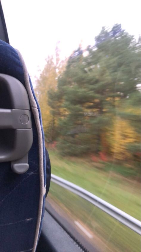 Bus Fake Story, Travelling Bus Aesthetic, Traveling By Bus Aesthetic, School Bus Travel Aesthetic, Travel Prank Picture Bus, Morning Bus Ride Aesthetic, Fake Bus Snap, College Trip Aesthetic, Bus Travel Story Instagram