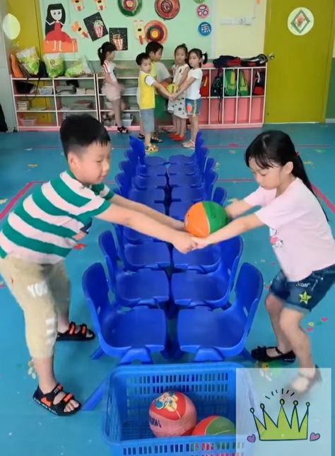 Physical Activities For Kids, Kindergarden Activities, Indoor Games For Kids, Preschool Activities Toddler, Baby Learning Activities, Preschool Art Activities, Fun Games For Kids, Kindergarten Learning, Indoor Activities For Kids