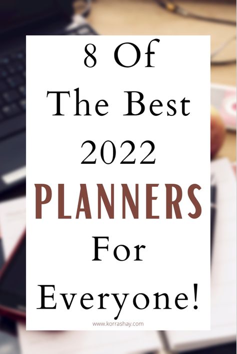 8 of the best 2022 planners for everyone! List of 2022 planners to check out. The best 2022 planners so you can find the right one for you! Best Daily Planner, Organizing Your Life, Daily Routine Planner, Colorful Planner, Unique Planner, Christian Planner, Planner 2022, Birthday Reminder, Freshman College